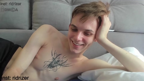 horny_jerk_roy_prick2001  12-06-2022